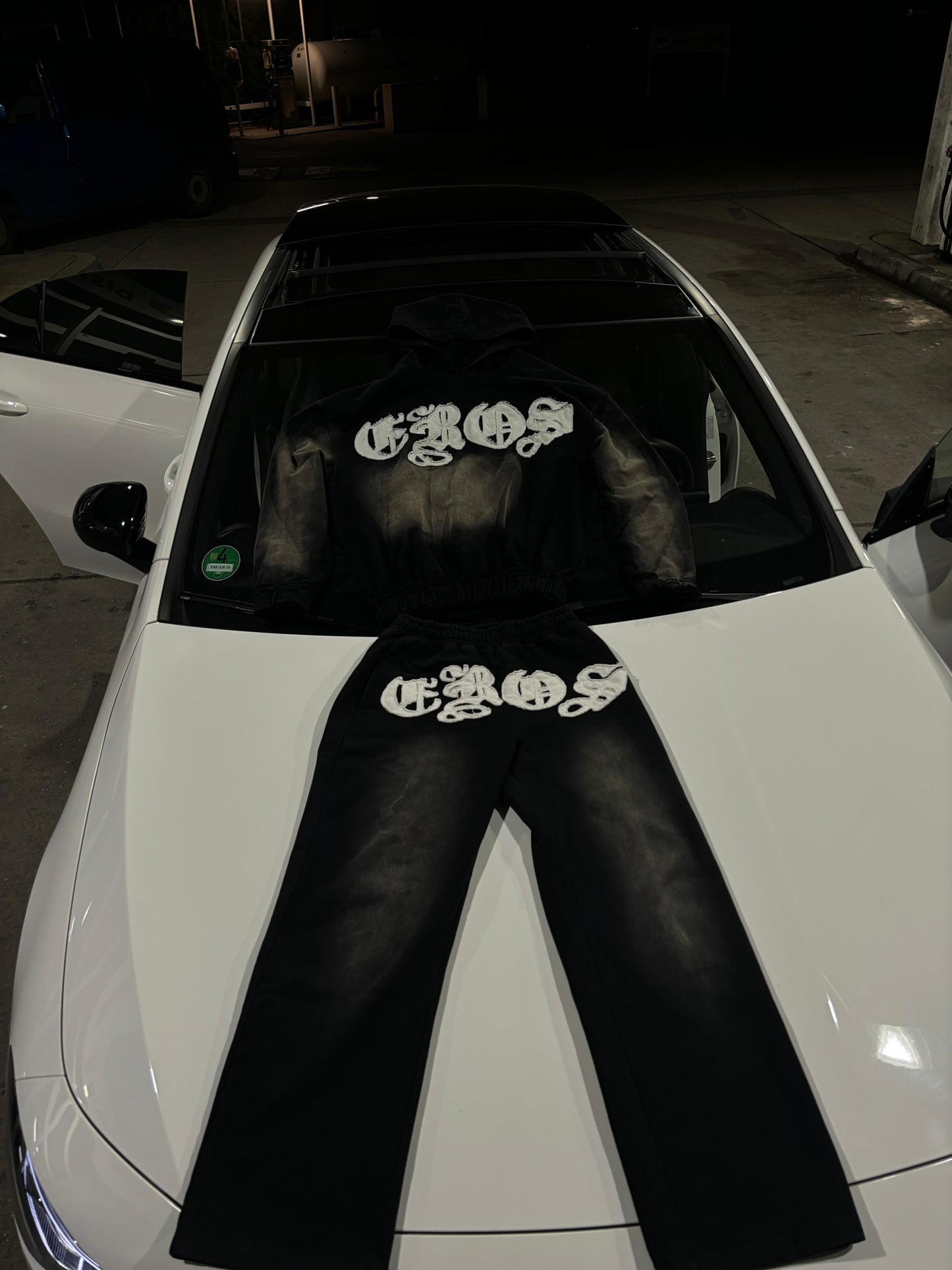 Eros-Tracksuit-Black-Baggy-Comfort-White-Design