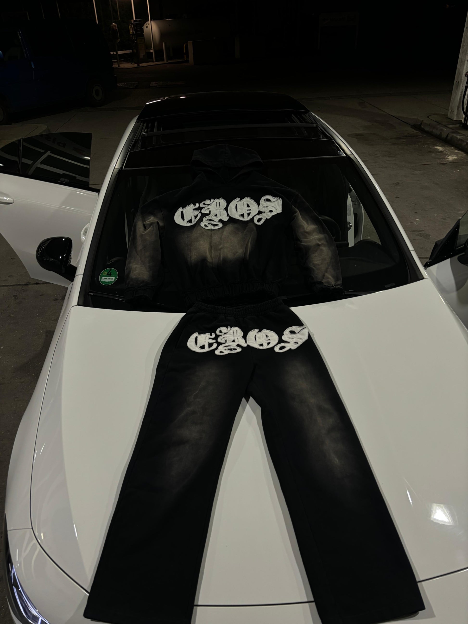 Eros-Tracksuit-Black-Baggy-Comfort-White-Design